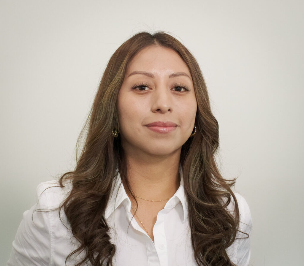 photo of anny alvizures
